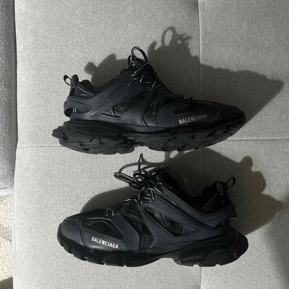 Balenciaga Track S (Triple Black) - Picture 1 of 7